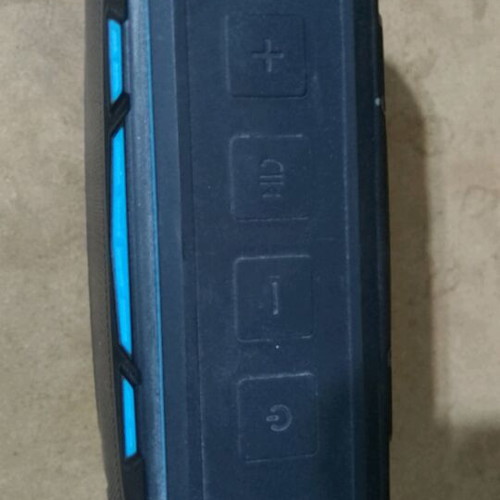 Portable Bluetooth Speaker like new