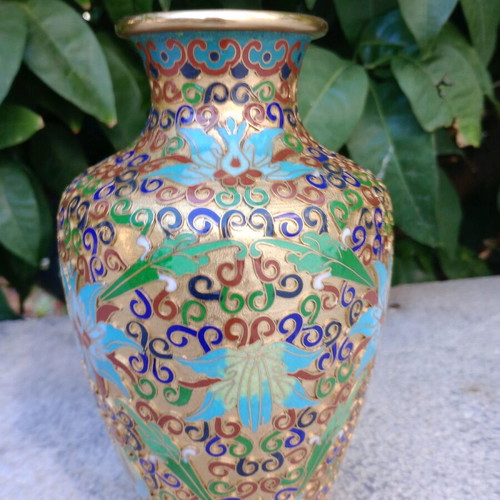 Cloisonne vase handmade authentic new