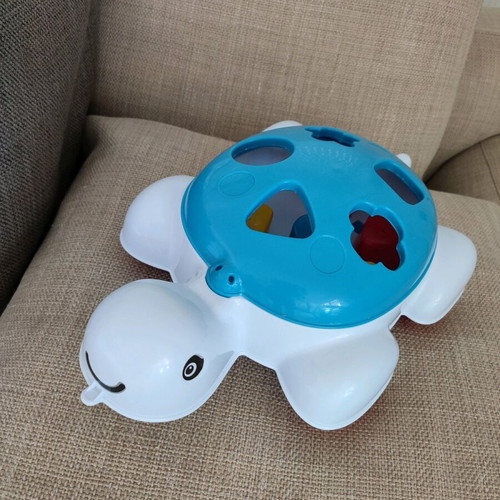 Fisher Price educational turtle for 12m+ like new