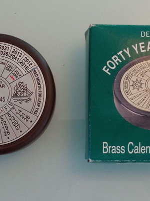 DESKTOP CALENDAR 40 YEARS*"" WAREHOUSE CLEARANCE