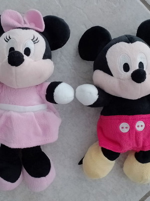 Mickey and Minnie Mouse plush doll set, 2 pieces