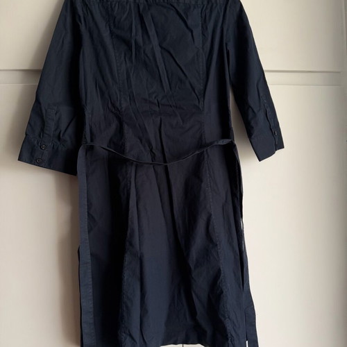 Tahari Shirt Dress Size M Black, Like New, Button Down with Belt