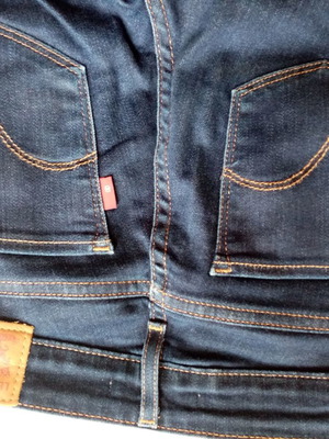 Levis skinny τζιν xsmall σαν καινούργιο