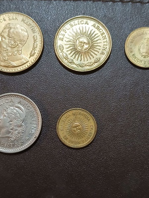 Set of 5 different Argentine coins