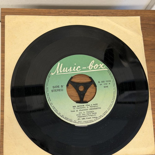 Claudio Cecchetto Ska Chou Chou 45rpm record used, vintage 1981