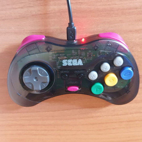 Retro-bit Pro Gamepad wireless for Sega Saturn, Sega Mega Drive Mini and PC new