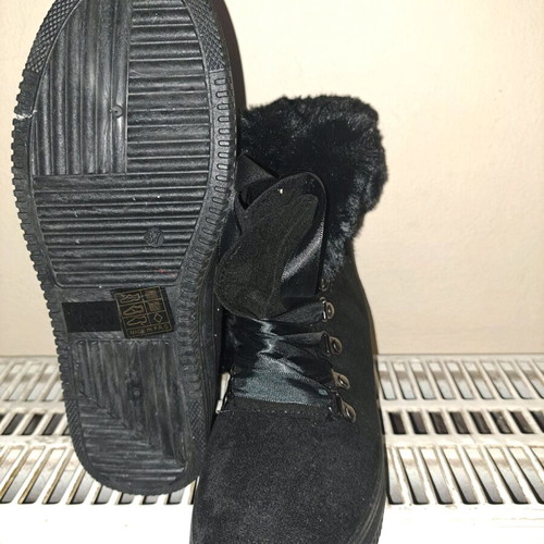 Shoes new size 37