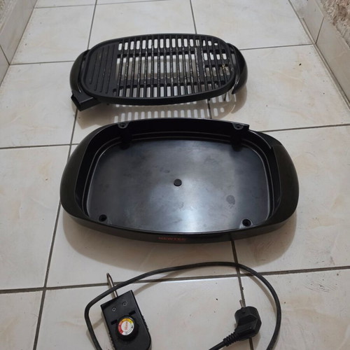Grills used, set of 2, fully functional