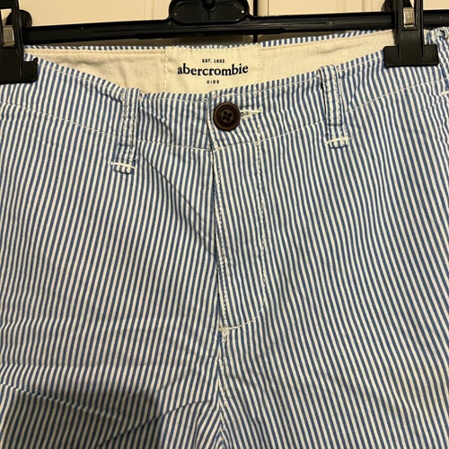 Abercrombie & Fitch kids bermuda shorts like new, size 164 cm for 14 years