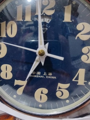Diamond Shanghai κινέζικο vintage επιτραπέζιο ρολόι ξυπνητήρι χρώμιο μηχανικό