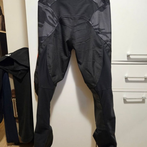 Alpinestars Enduro/MX Riding Apparel like new, pants size 32, jersey Large