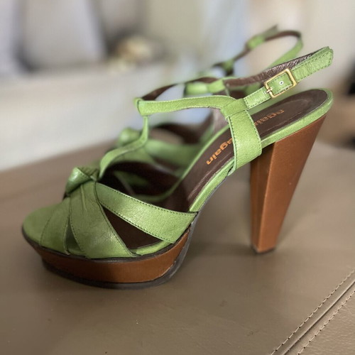 Leather sandals like new, green, size 39, again & again