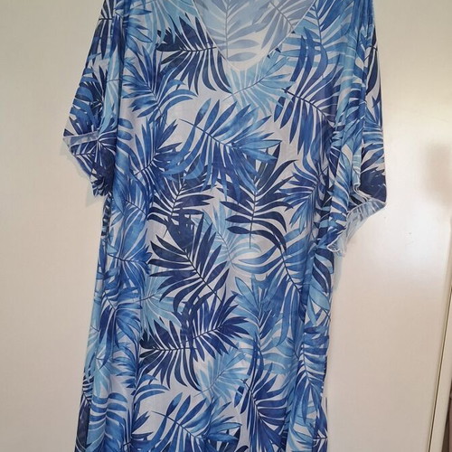 Shein plus size beach dress new, colorful polyester