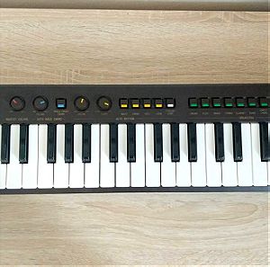 Yamaha PS-3 Portasound Keyboard