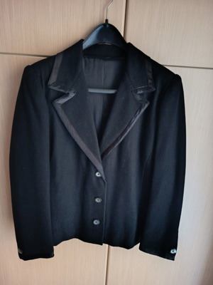 Γυναικείο μαύρο σακάκι μεταχειρισμένο χειροποίητο