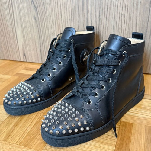 Christian Louboutin sneakers used, black, size 41 with spikes