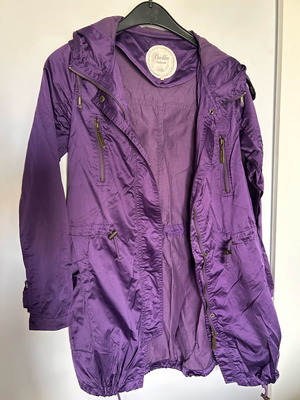 Bershka purple parka like new, lightweight jacket with hood