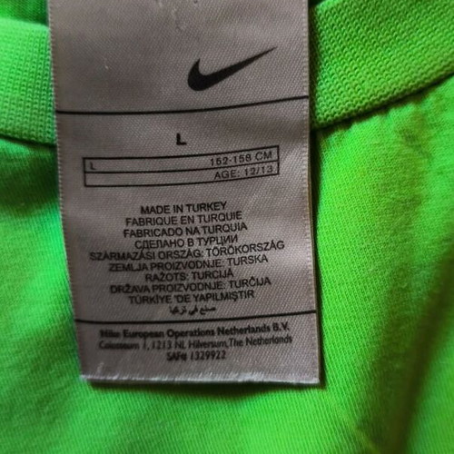 Nike Swoosh T-shirt Large lime green like new