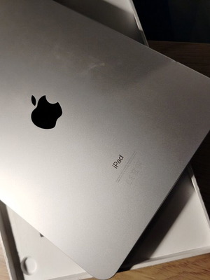 iPad like new with 64MB