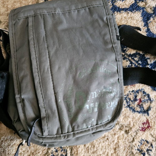 Men's shoulder bag used