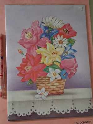 Golden folder with one sheet each