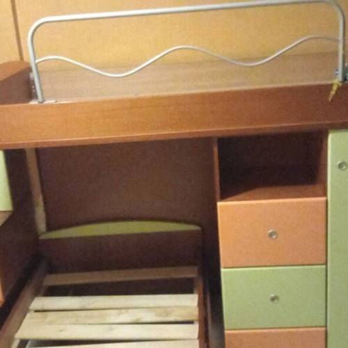 Children's bunk bed