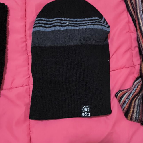 Active Wear scarves like new in colorful checkered patterns