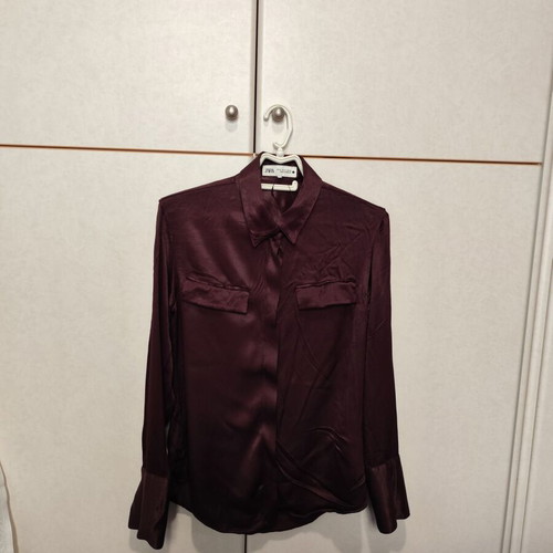 Shiny Zara shirt new, burgundy, size M