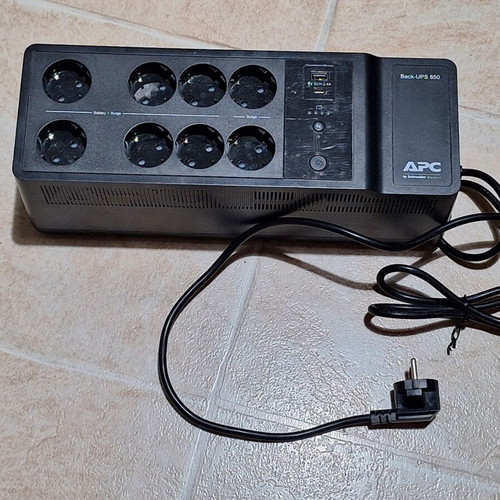 APC Back-UPS 850 Off-Line UPS 850VA 520W with Schuko sockets and USB ports