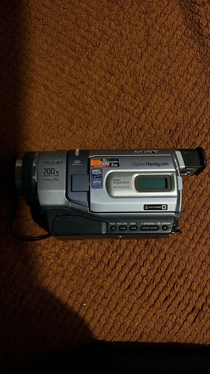 Sony Handycam Digital 8 700X Zoom like… - € 180,00 - Vendora.cy