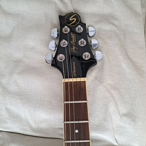 Electric guitar with Laney amplifier like new