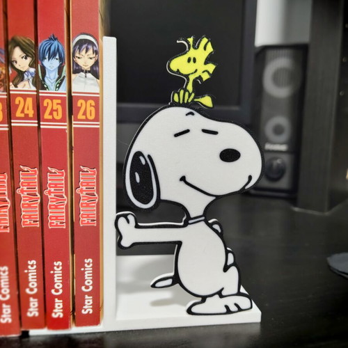 Snoopy bookend like new