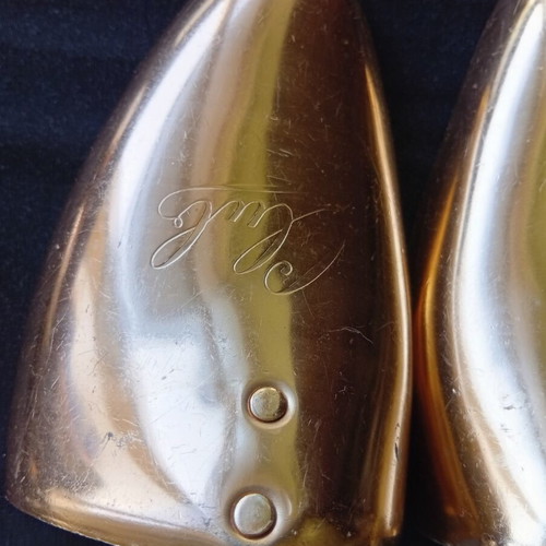 Club shoe stretchers France size 4 gold color