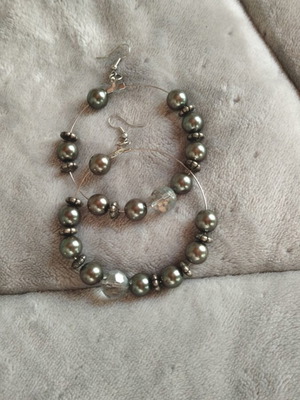 Earrings like new, beautiful design