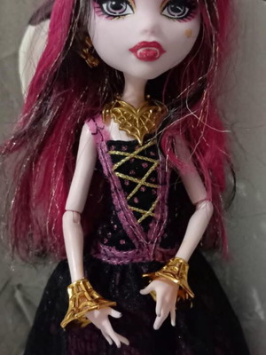 Monster High G1: Draculaura "13 Wishes" (Haunt the Casbah) | Y2K Collectible Doll