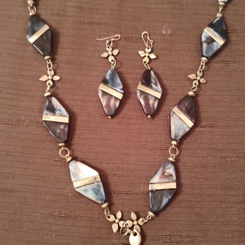Costume jewelry set used, geometric design with black and white elements