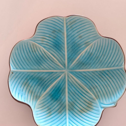 Round blue serving platter like new
