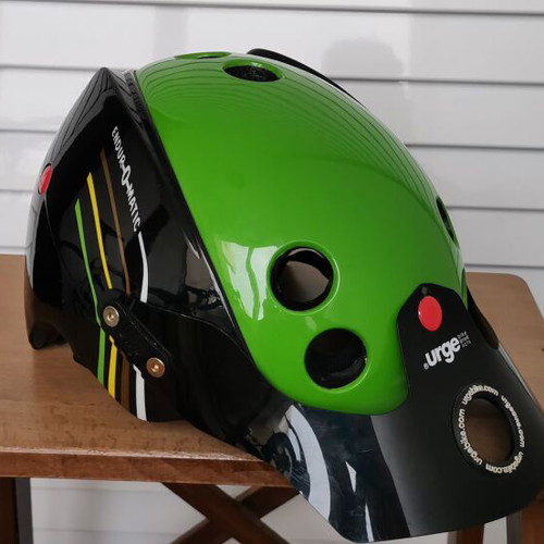 Urge Endur-O-Matic MTB Bicycle Helmet like new, size Medium