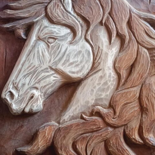 Carved horse on wood new, 40x40 cm