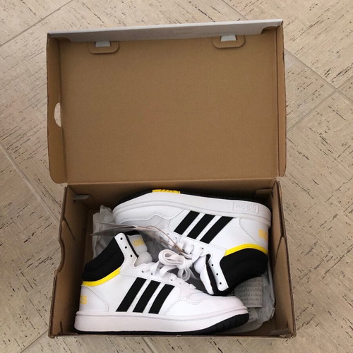 Adidas Hoops Mid 3.0 K kids athletic shoes new, size 32