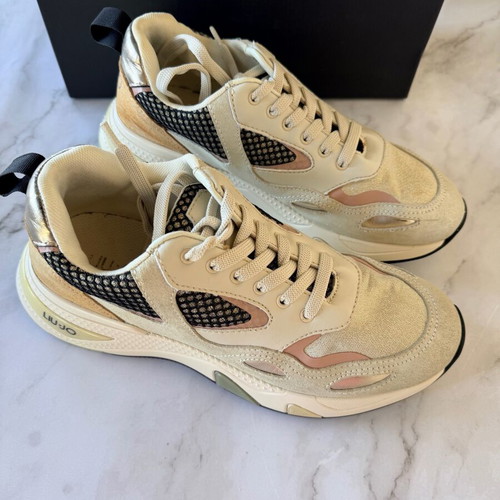 Liu Jo women's athletic shoe size 40 like new, multicolor