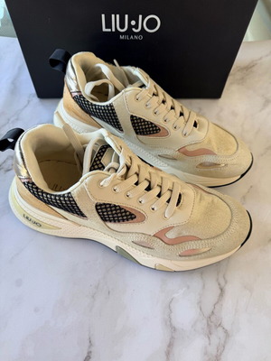 Liu Jo women's athletic shoe size 40 like new, multicolor