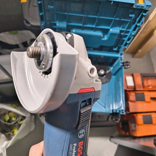 Bosch GWS 17-125 CIT Professional καινούργιο με αξεσουάρ