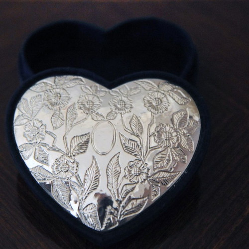 Silver jewelry box heart-shaped like new, velvet royal blue