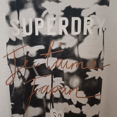 Superdry t-shirt size L like new