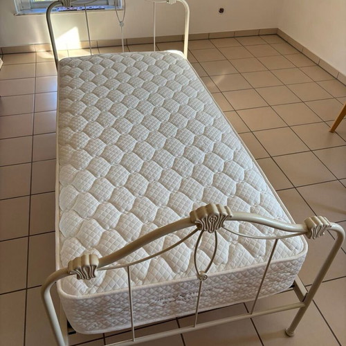 Laura Ashley metal bed 90cm x 190cm with mattresses like new