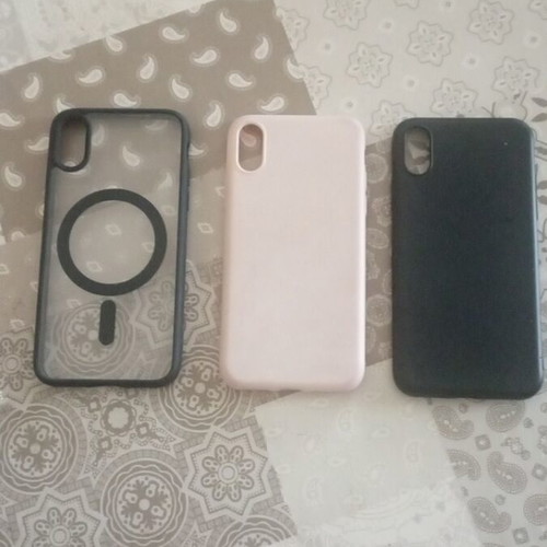 iPhone XS cases like new