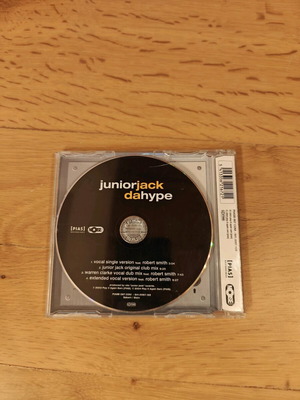 Junior Jack CD single like new, electronic
