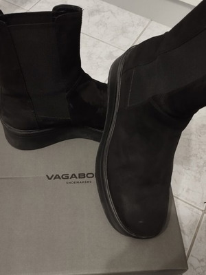 Vagabond ankle boots like new, black suede leather, size 41