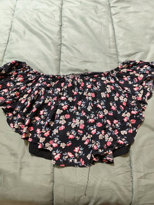 Floral crop top Benissimo used, multicolor, off-the-shoulder with ruffles